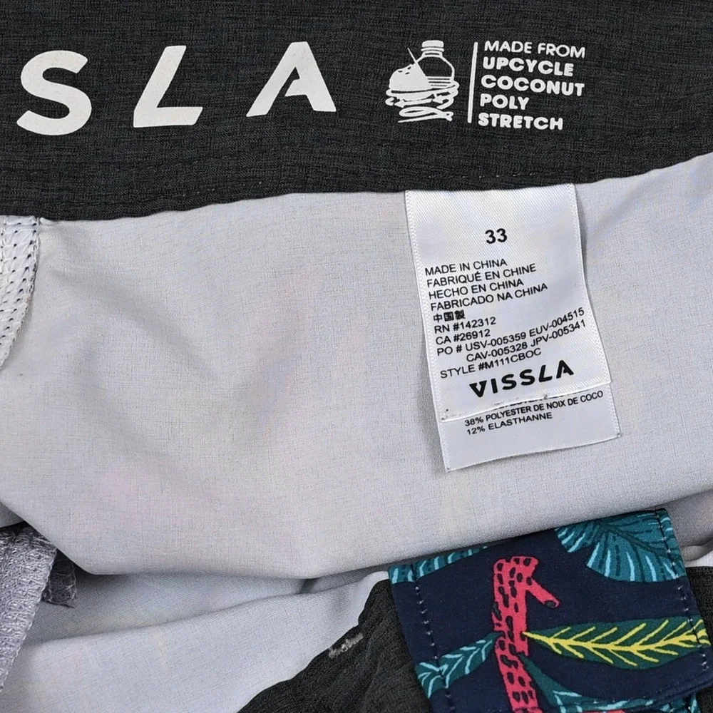 Vissla Board Shorts Coconut Stretch Mens 33 Sharks Floral Beach Swim Surf